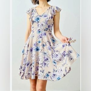 Women’s Lovely Altar’d State Floral Dress. Size S.